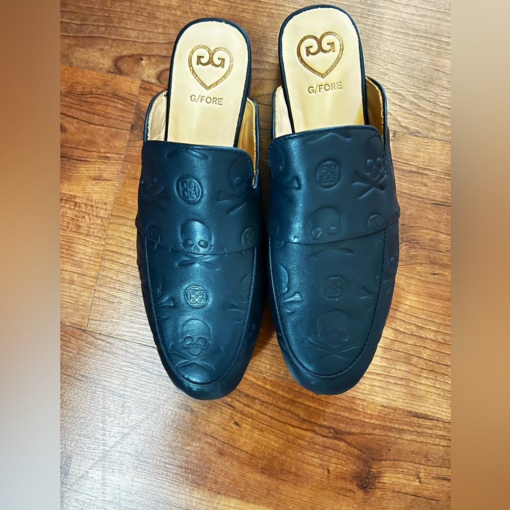 G/FORE Blue Mules Textured Slip-On Elegance